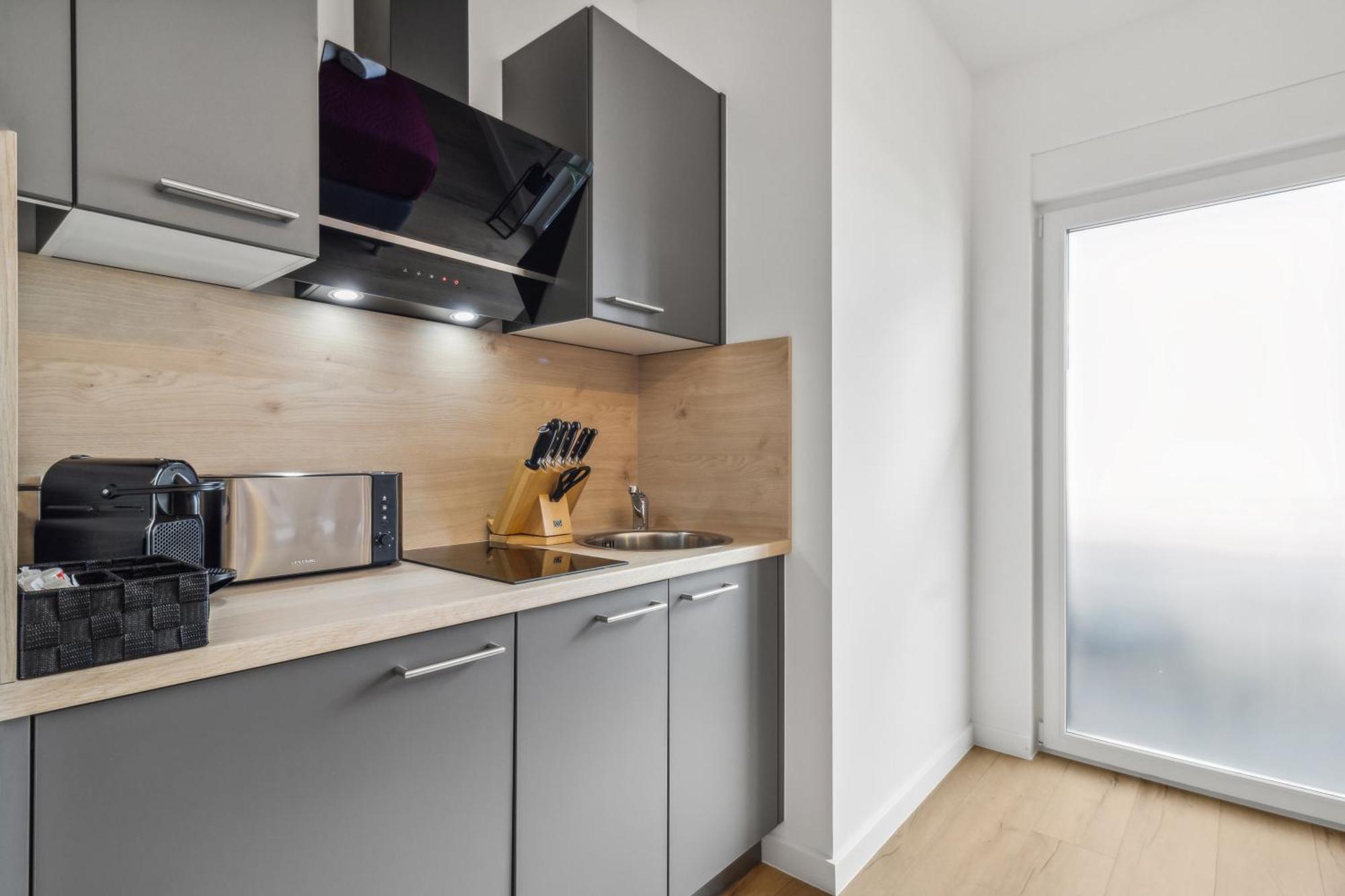 Suite4Me - Moderne Apartments I Kueche I Balkon I Waschmaschine Дітценбах Екстер'єр фото