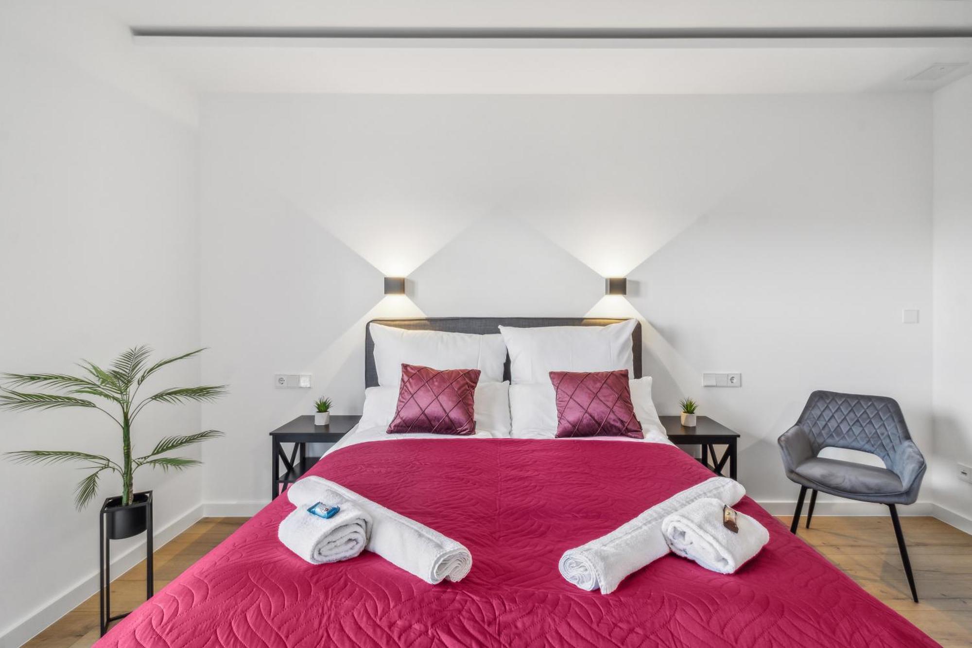 Suite4Me - Moderne Apartments I Kueche I Balkon I Waschmaschine Дітценбах Екстер'єр фото