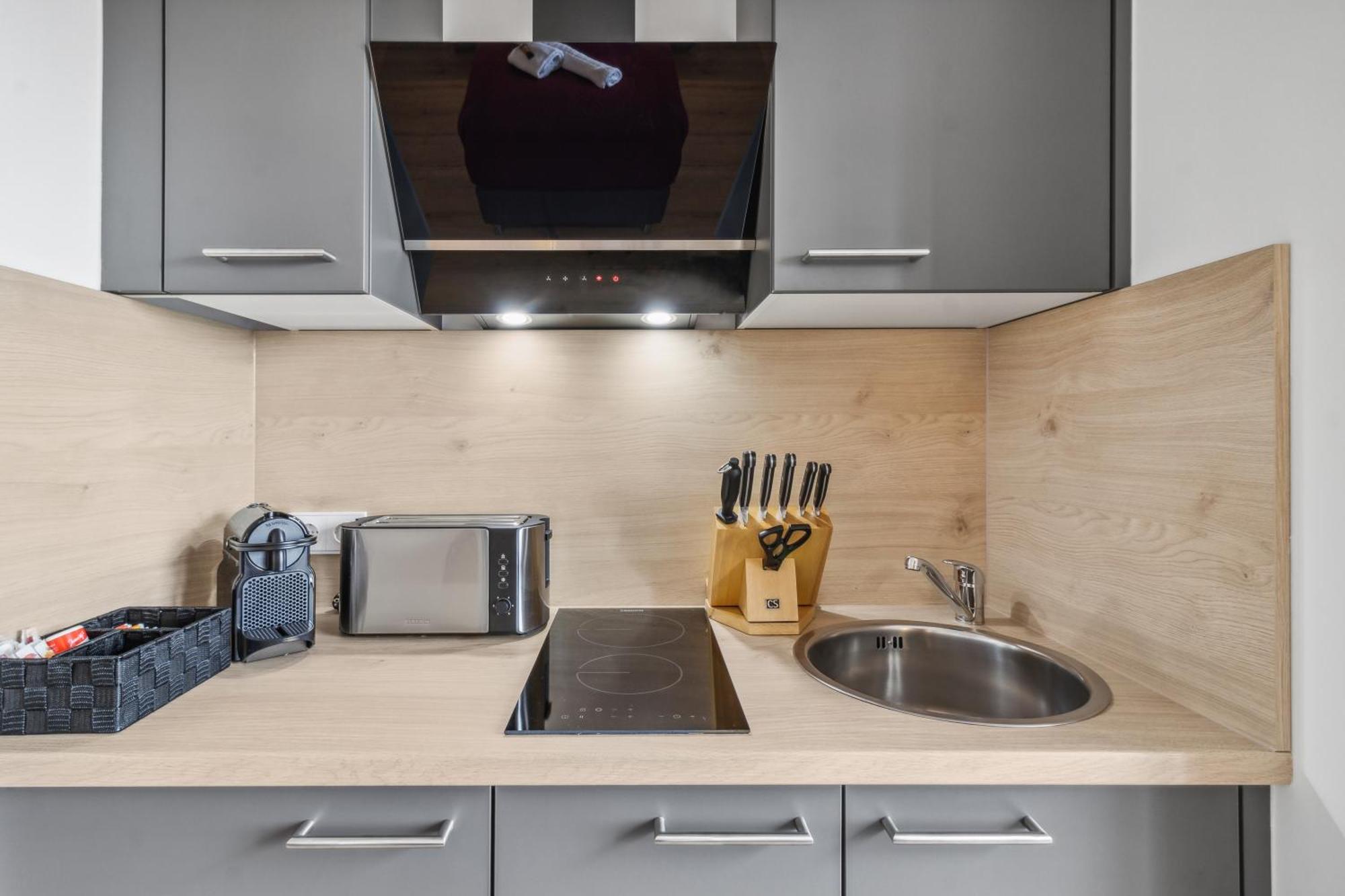 Suite4Me - Moderne Apartments I Kueche I Balkon I Waschmaschine Дітценбах Екстер'єр фото